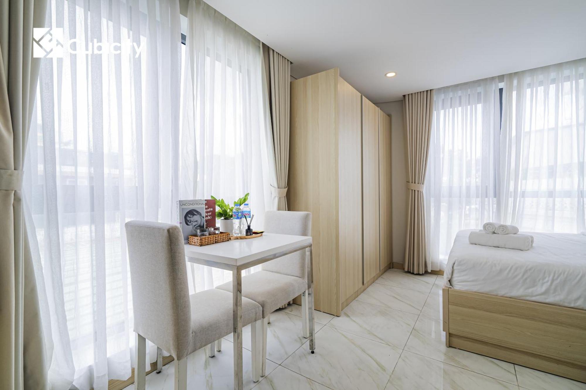 Cubicity Hidden House Apartment *
